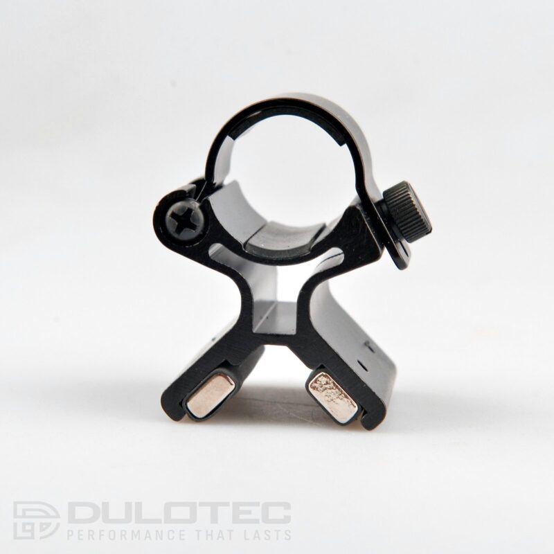 DM2 Magnetic Mounts for Attaching a Flashlight to a Rifle » Dulotec.com